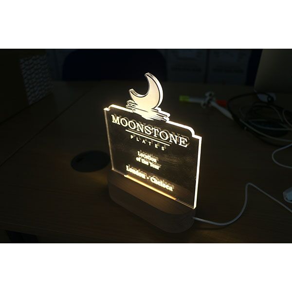 15 x 4.5cm LED Clear Acrylic Award - Image 2