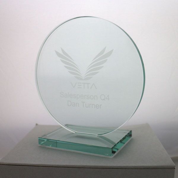 15 x 10cm Jade Glass Circle Award - Engraved